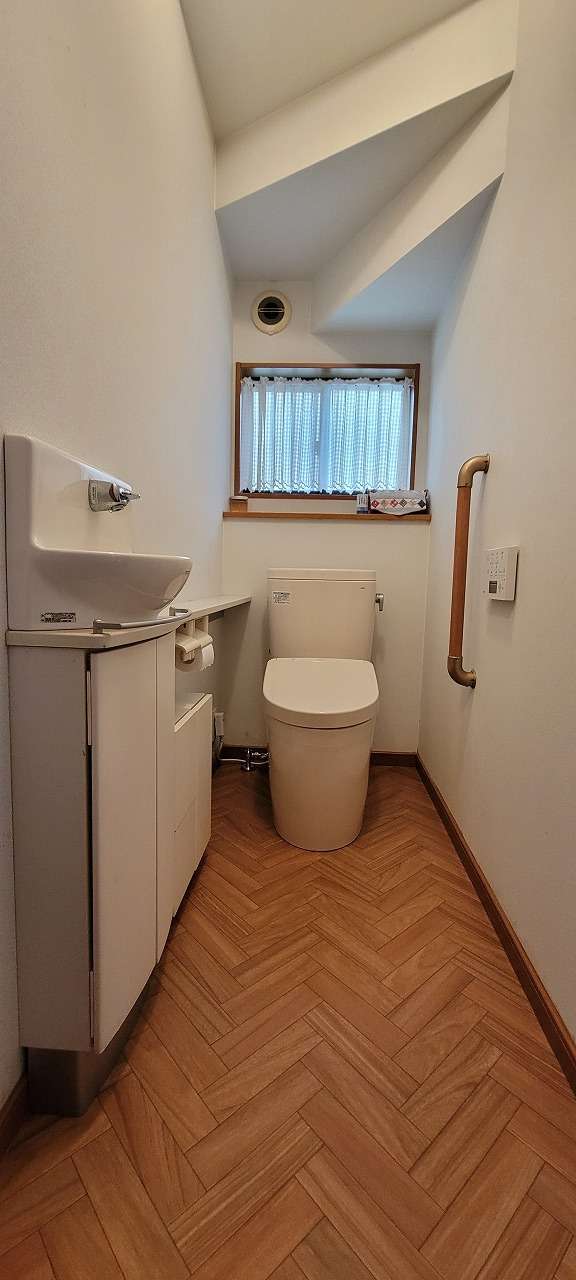 甲賀市でトイレのリフォームが完成しました。